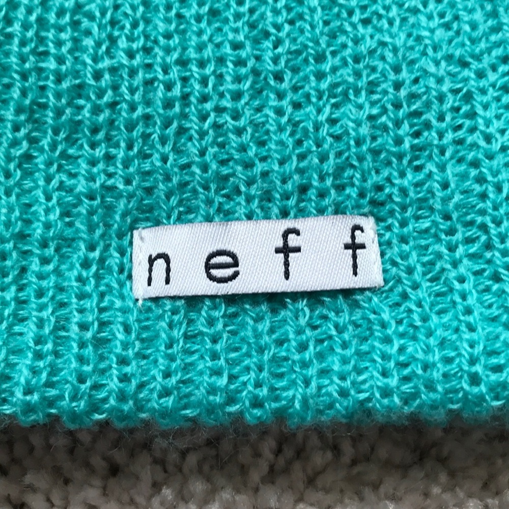 Neff hat - Picture 2 of 2